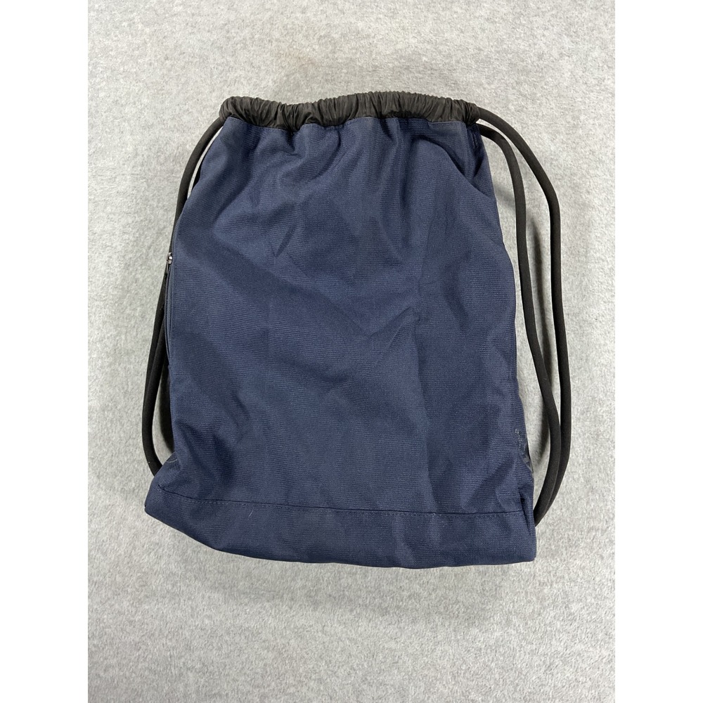 Oakley Frogskins Navy Blue Drawstring Cinch Backpack Bag with Carabiner Clip - Picture 2 of 4